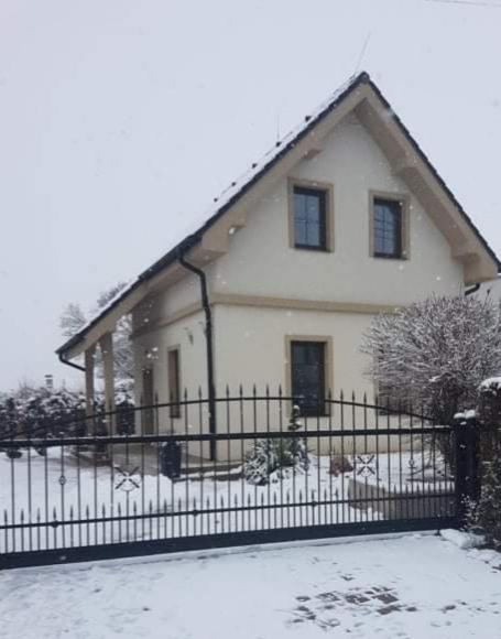 Kimy Home Mojmirovce Exterior photo
